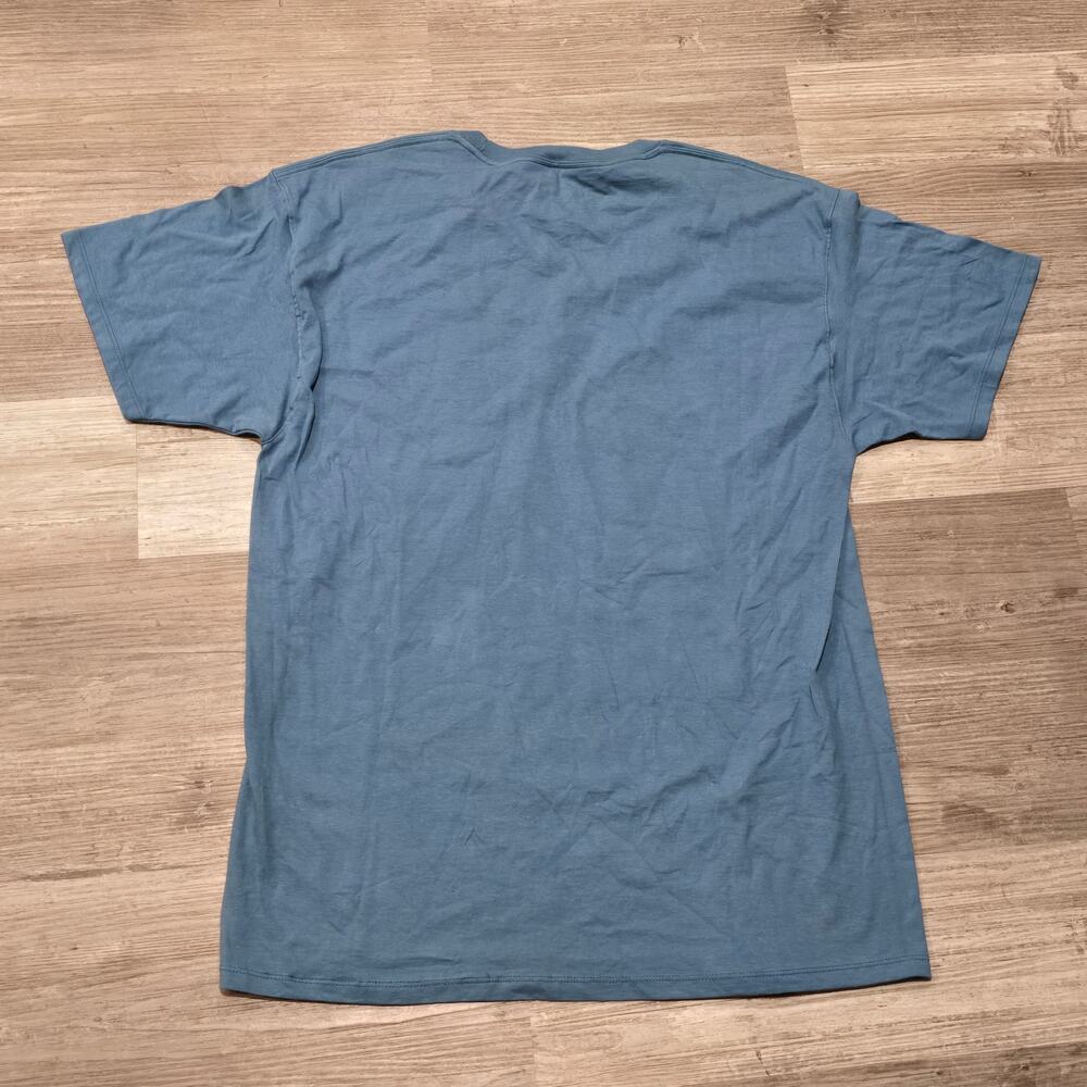 Champion Nifty Turquoise Outdoor Graphic Short Sleeve T Shirt Men's Size Large - Picture 3 of 9